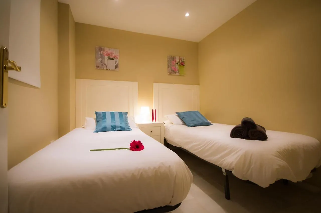 Holidays2Malaga Constitucion High Speed WIFI Apartamento